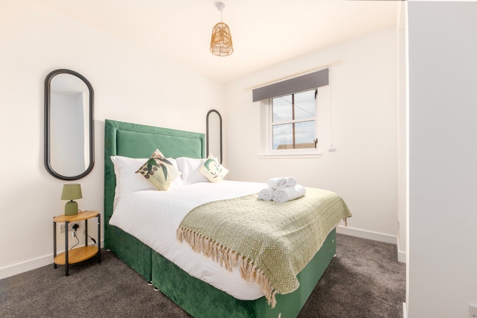 Fully Furnished Short Term Rental Properties in Inverness